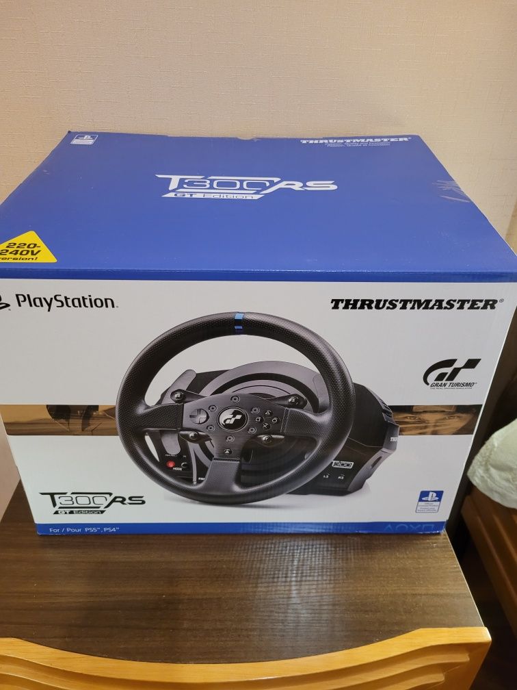 Play Station. Thrustmaster