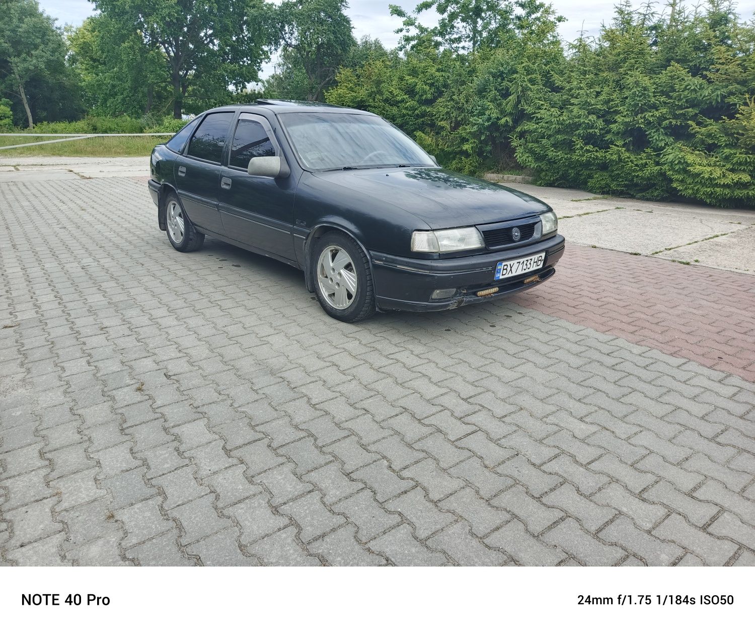 Продам або обміняю Опель вектра а. 2,0 інжектор