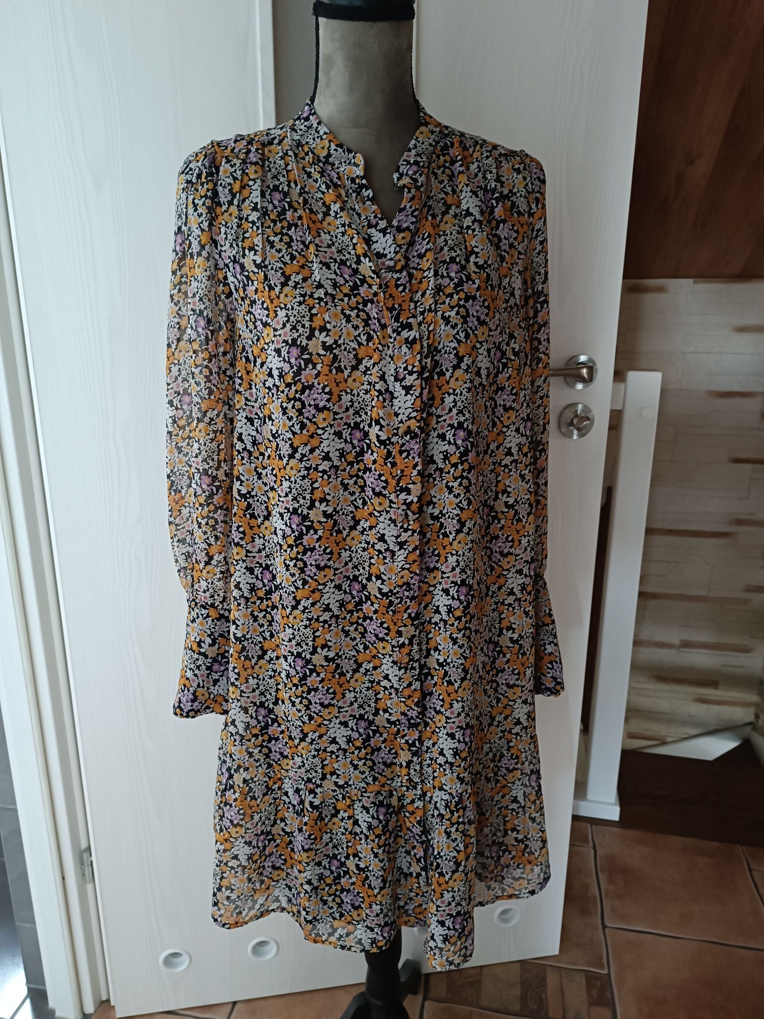 Sukienka letnia boho z długim rękawem w kwiatki zwiewna na okazję L-XL