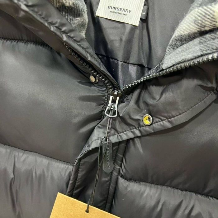 Пуховик Burberry нові,олх доставка