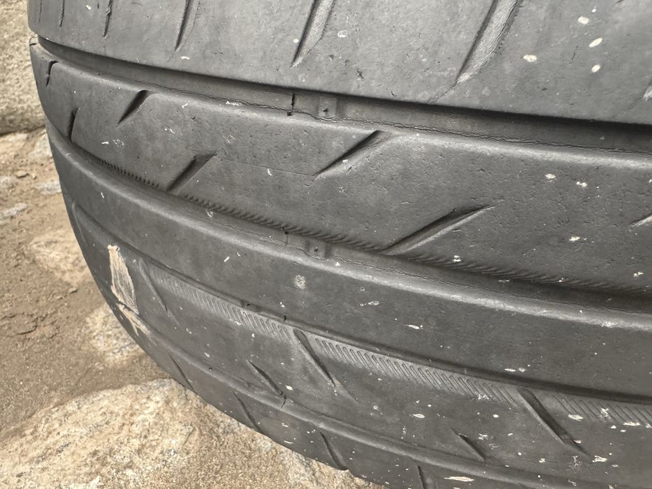 Продам резину ахілес225/55/16