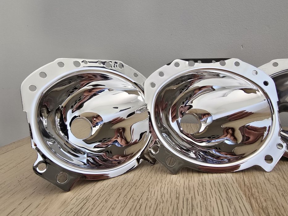 Regeneracja odbłyśników naprawa reflektorów lamp konwersja