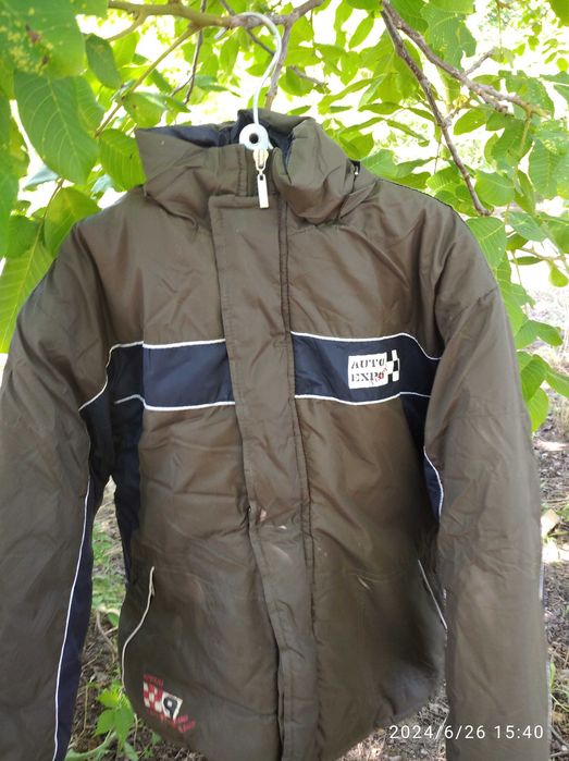 Продам недорого куртки