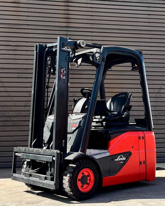 Empilhador elétrico Linde E14 (1400 kg) - 2018