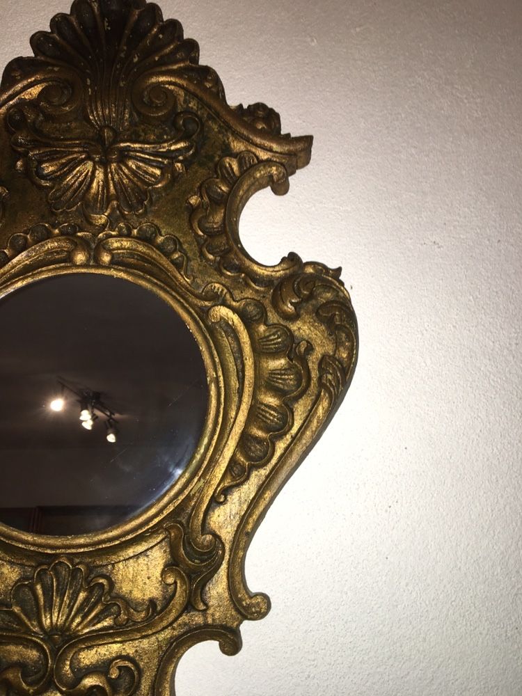 Espelho antigo floral em talha dourada