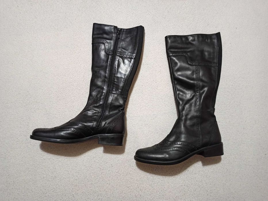 Сапоги броги женские Bata