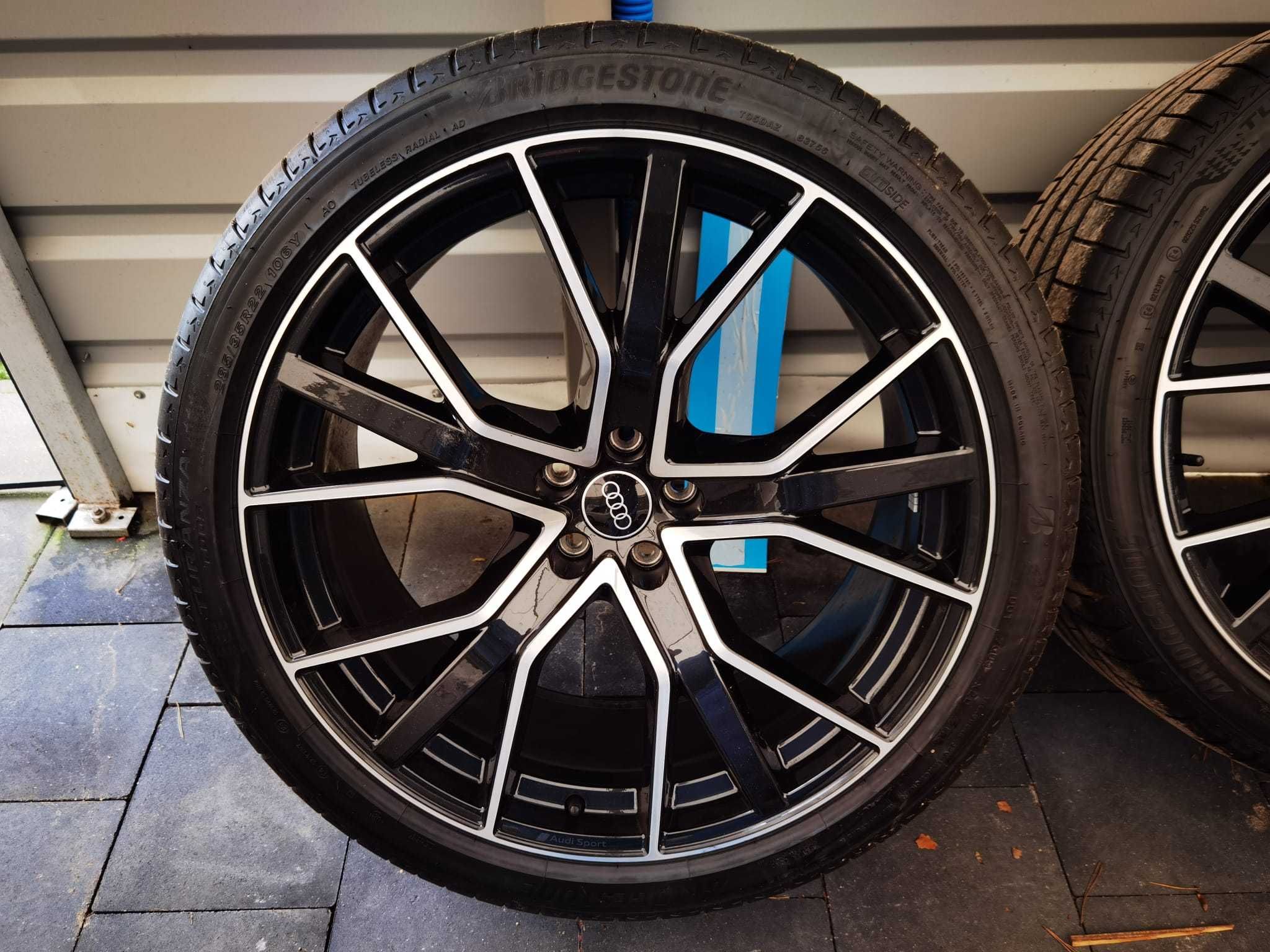 Koła Audi Q7 Q8 SQ7 SQ8 nowy model 285/35/22 Bridgestone Turanza