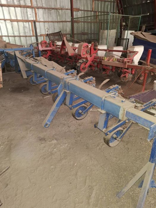 Продам сеялка СУПН 8 и культиватор КРН