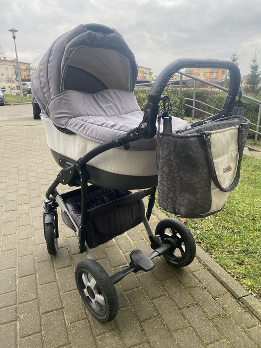 Camarelo wózek 2 w 1- gondola i spacerowy