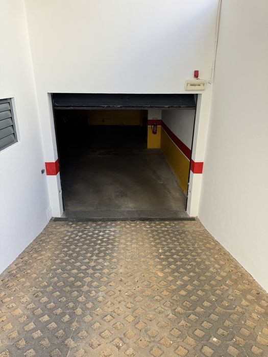 Lugar de garagem Lagos arrenda