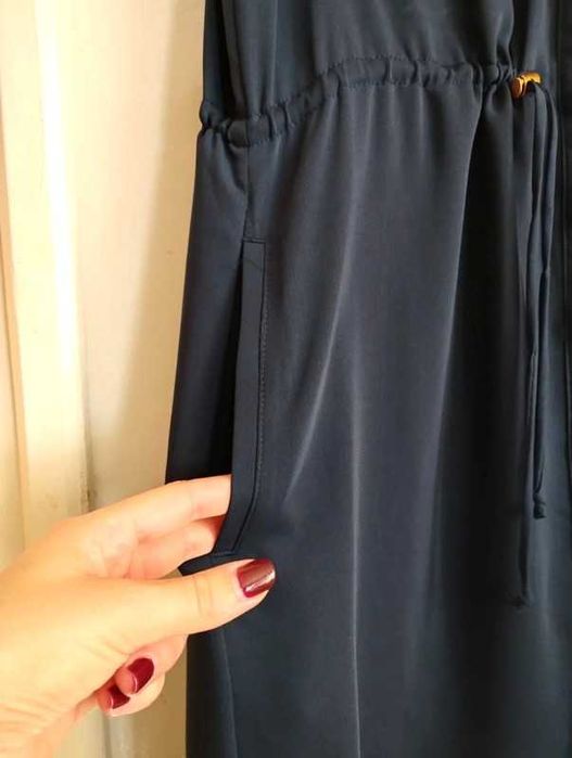 Granatowa sukienka szmizjerka koszulowa na guziki z kieszeniami