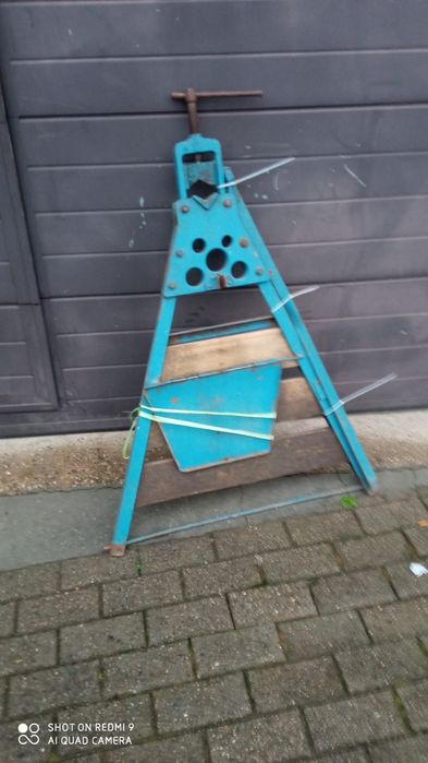 Imadło warsztatowe. hydrauliczne