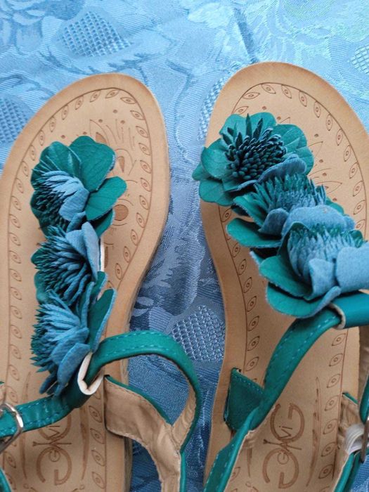 Босоножки бирюзовые Givi