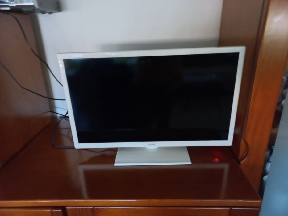 Led tv 24   kung com pouco uso