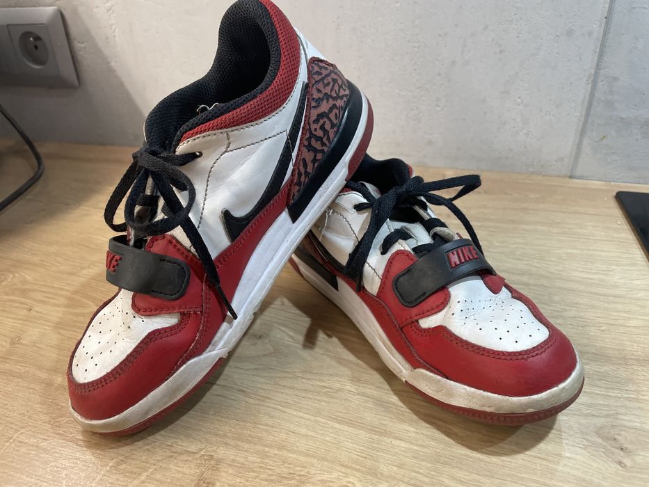 Buty Nike Jordan Legacy 312