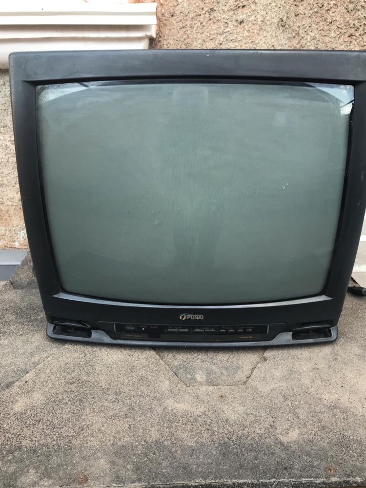 Продам телевизор Funai