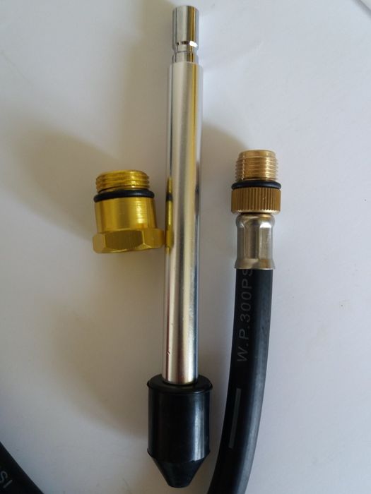 Компрессометр для бензиновых  двигателей  INTERTOOL  АТ- 4001