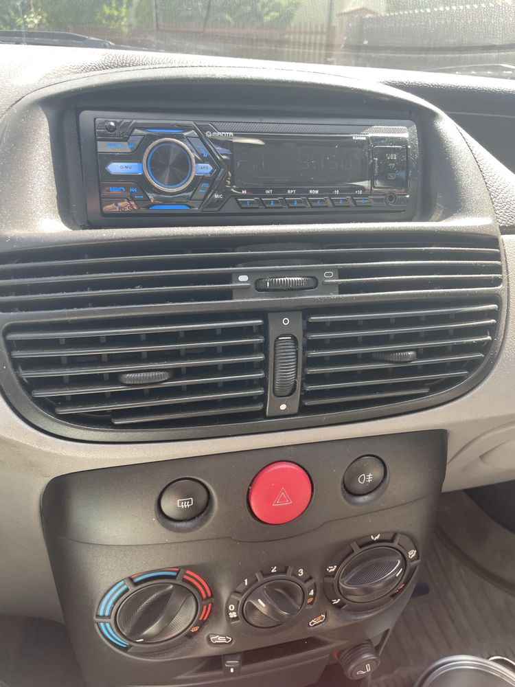 Fiat punto , bardzo maly przebieg