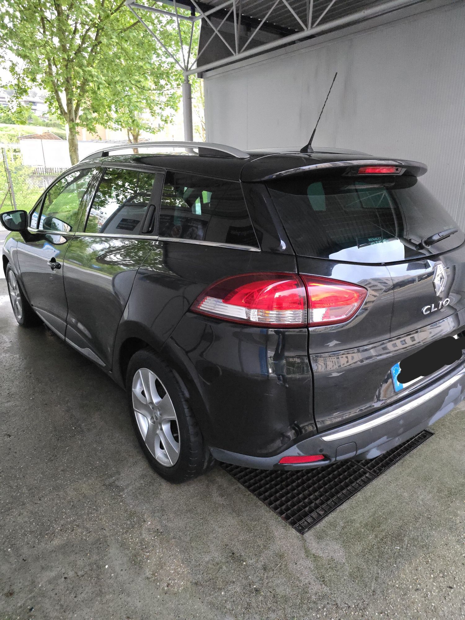 Renault Clio SportsTourer Bose Edition 0.9 TCE 2015 90cv 184000km  -