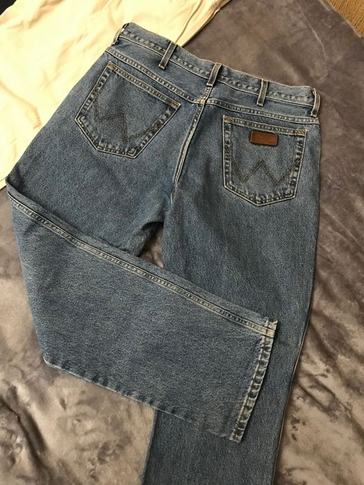 Джинси Wrangler Regular Fit W38 L30 — класичний синій