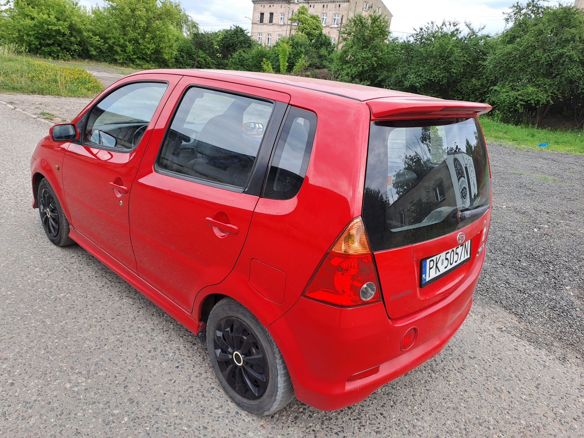 Daihatsu YRV 1,3 benzyna,  długo opłaty