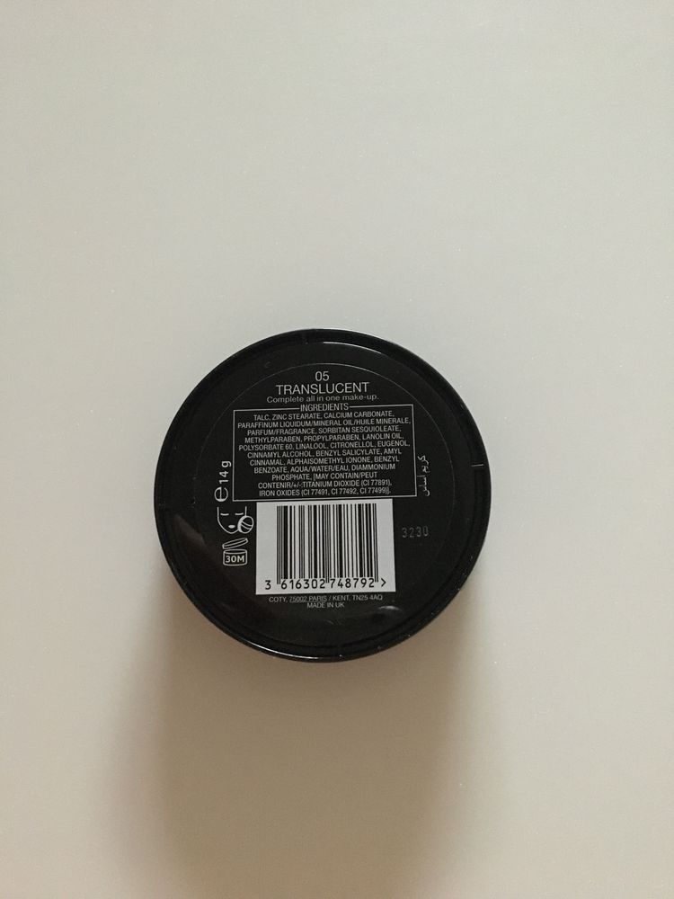 Puder do twarzy Max Factor Creme Puff