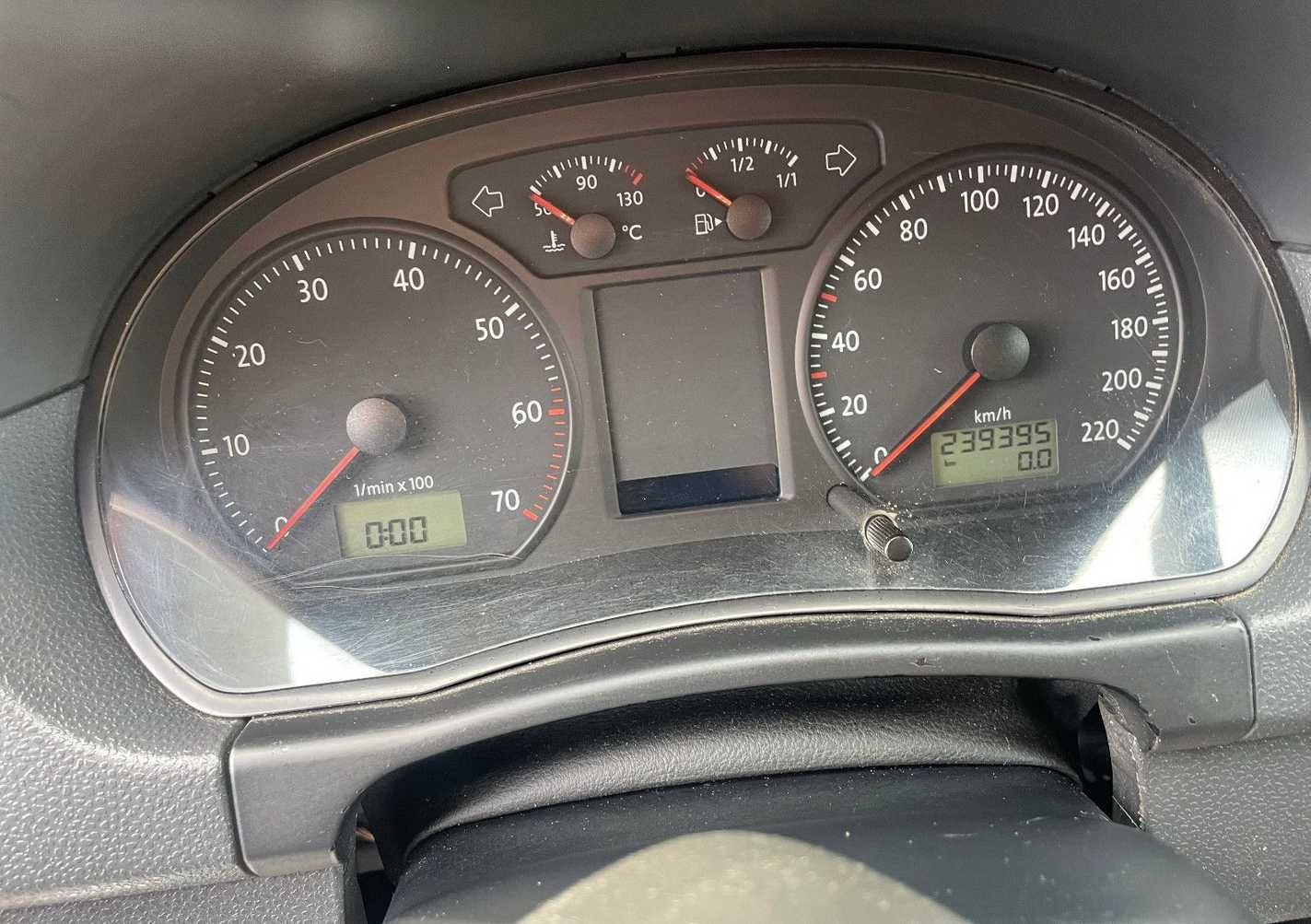 Vw Polo 9n Lift 1,4 Automat 2006 5-drzwi Klima Uszkodzony Z Niemiec