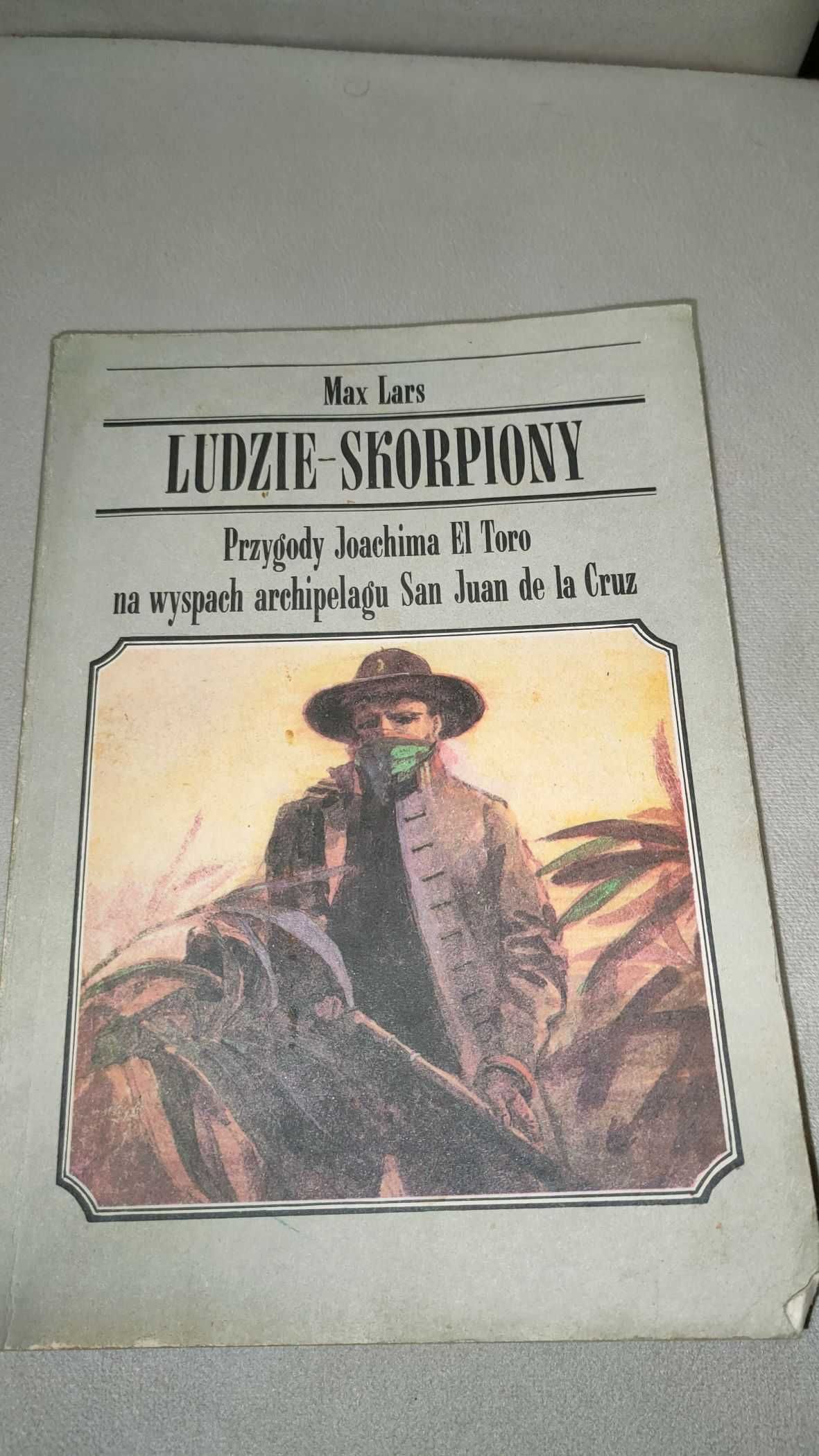 „Ludzie-skorpiony” Max Lars + GRATIS książka