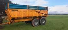 Przyczepa skorupowa tandem  rolland 15-17 ton  sprowadzona  leboulch