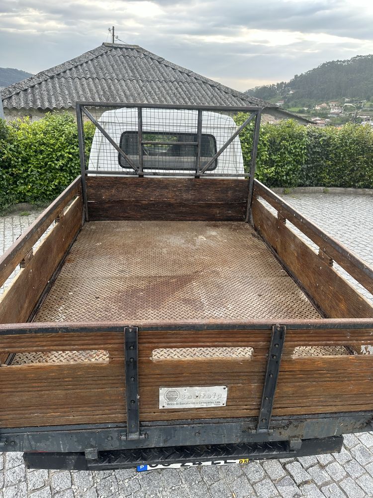 Hyundai H 100 2.5D caixa aberta
