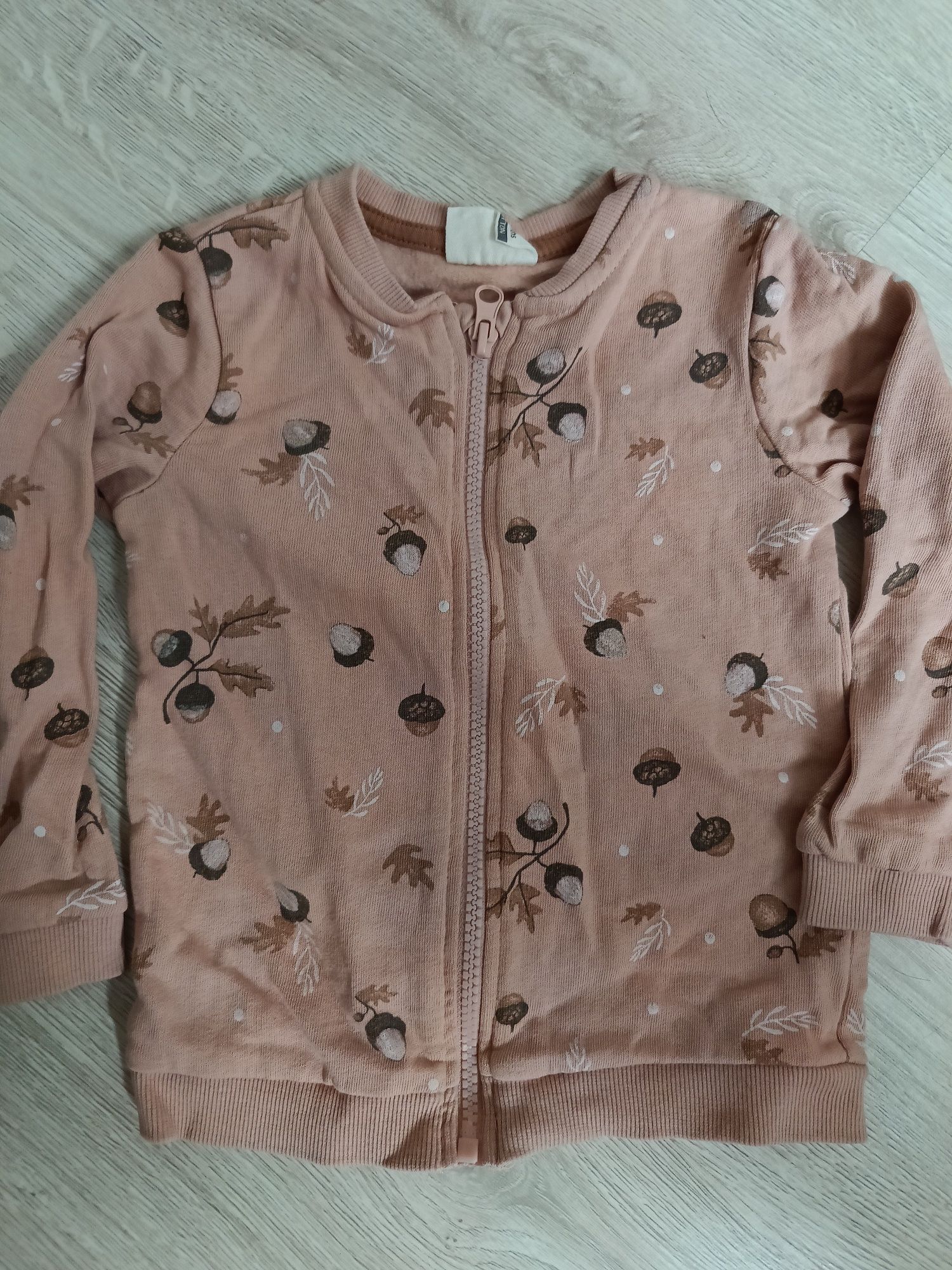 Bluza-sweter 92.