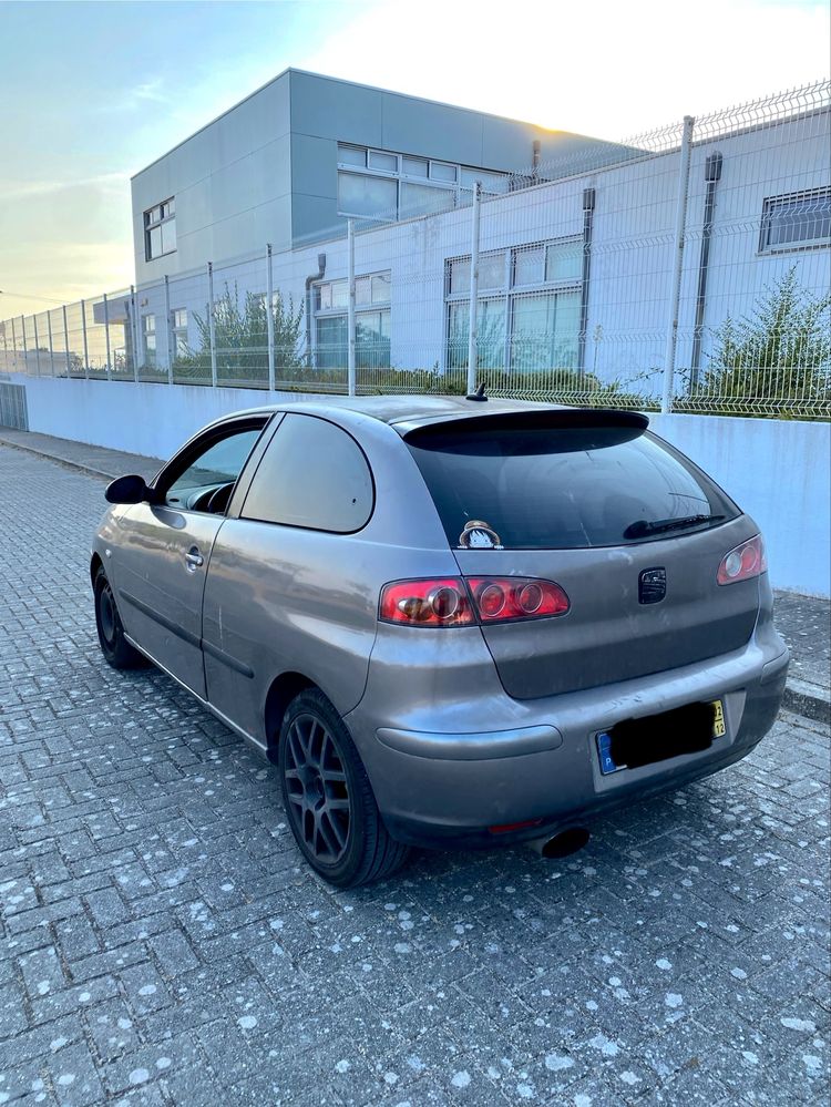 Seat ibiza 6l 1.4 tdi 5 lugares