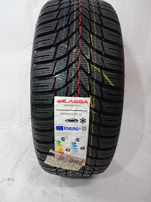 Nowa opona zima Lassa Snoways 4  225/45 R18 95V XL  mag.1/022