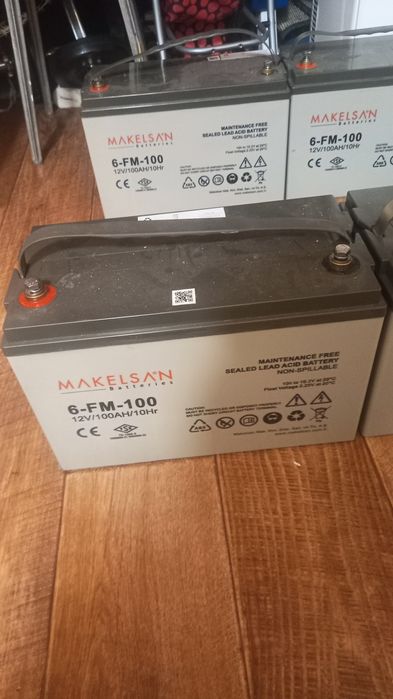 Гелевий акумулятор 100ампер