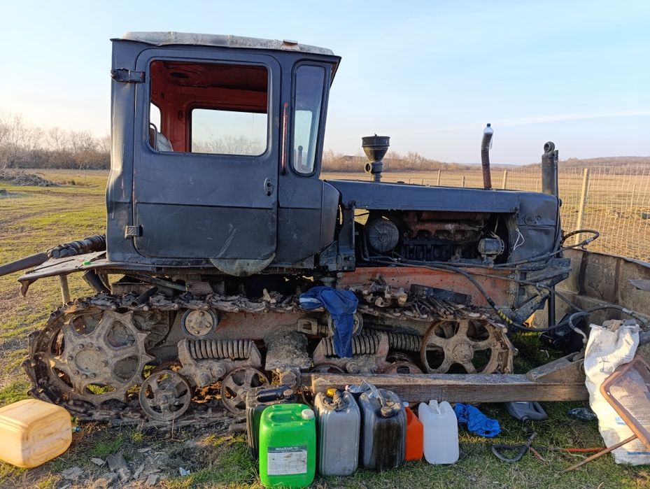 Бульдозери ДТ-75