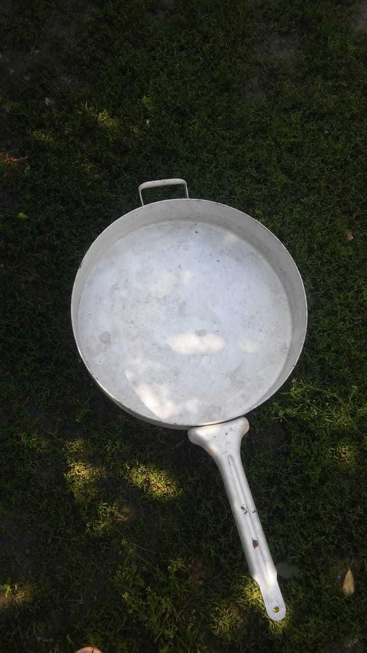 Продам сковороду, сотейник 15 л, 45 см, аллюминиевая, общепит СССР