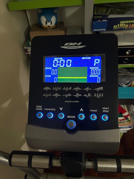 Elíptica com vários programas