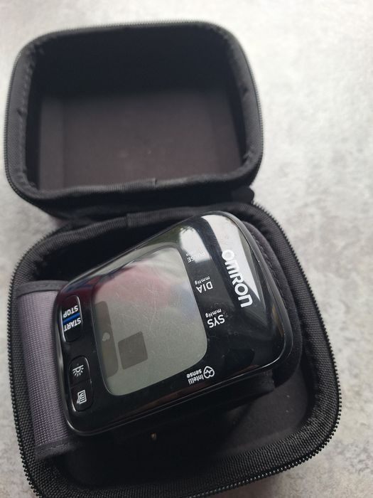 Ciśnieniomierz  Omron RS7
