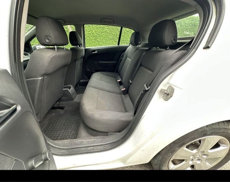 Spredam Opel Astra-H 1.7 CDTI rok 2008 Po rozzadu Klima Tempomat felgi