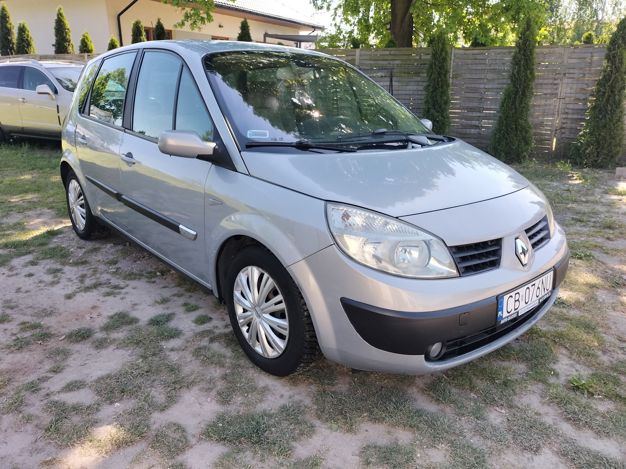 Renault Scenic II 1.9 dCi 120km 2004r