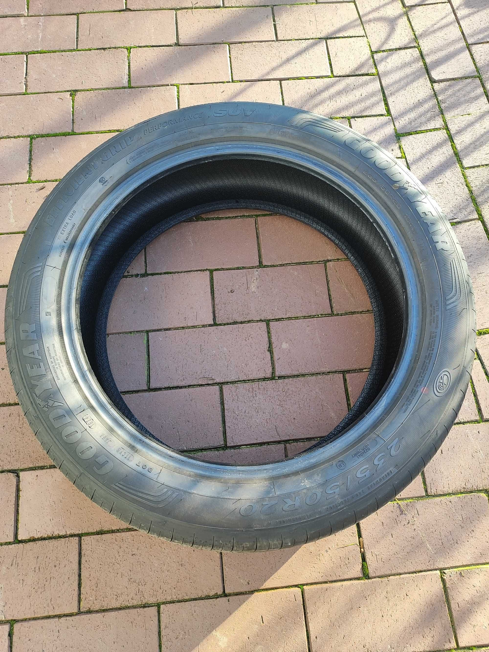 Goodyear Efficientgrip Performance SUV 235/50 R20 104W XL