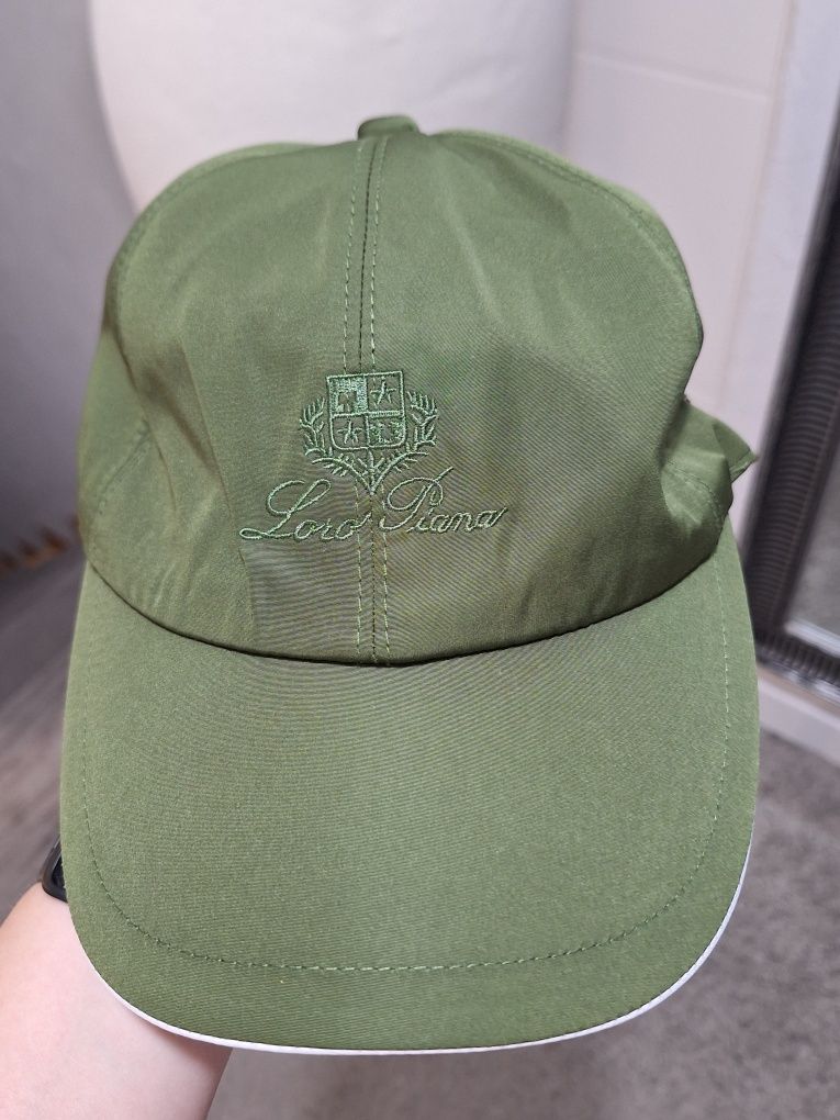 Loro piana   czapka z  daszkiem