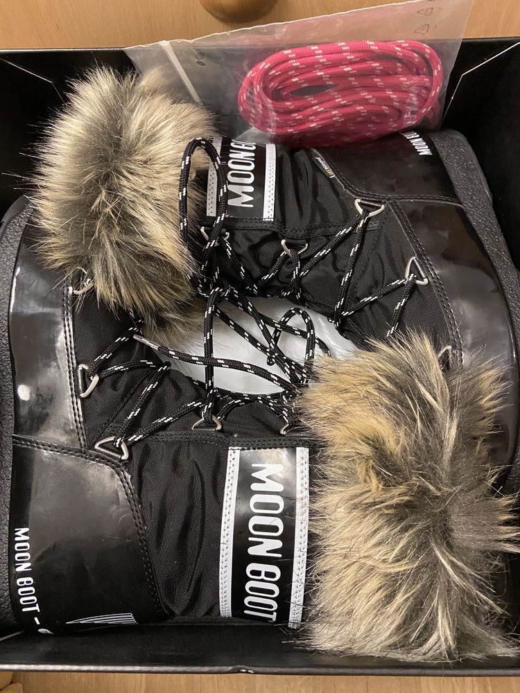 MOON BOOT sniegowce damskie Monaco Low rozmiar 39 NOWE