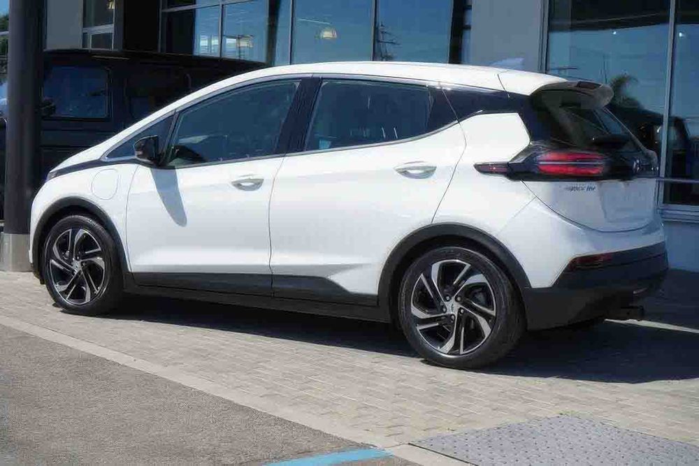 Chevrolet Bolt EV 2LT      2023