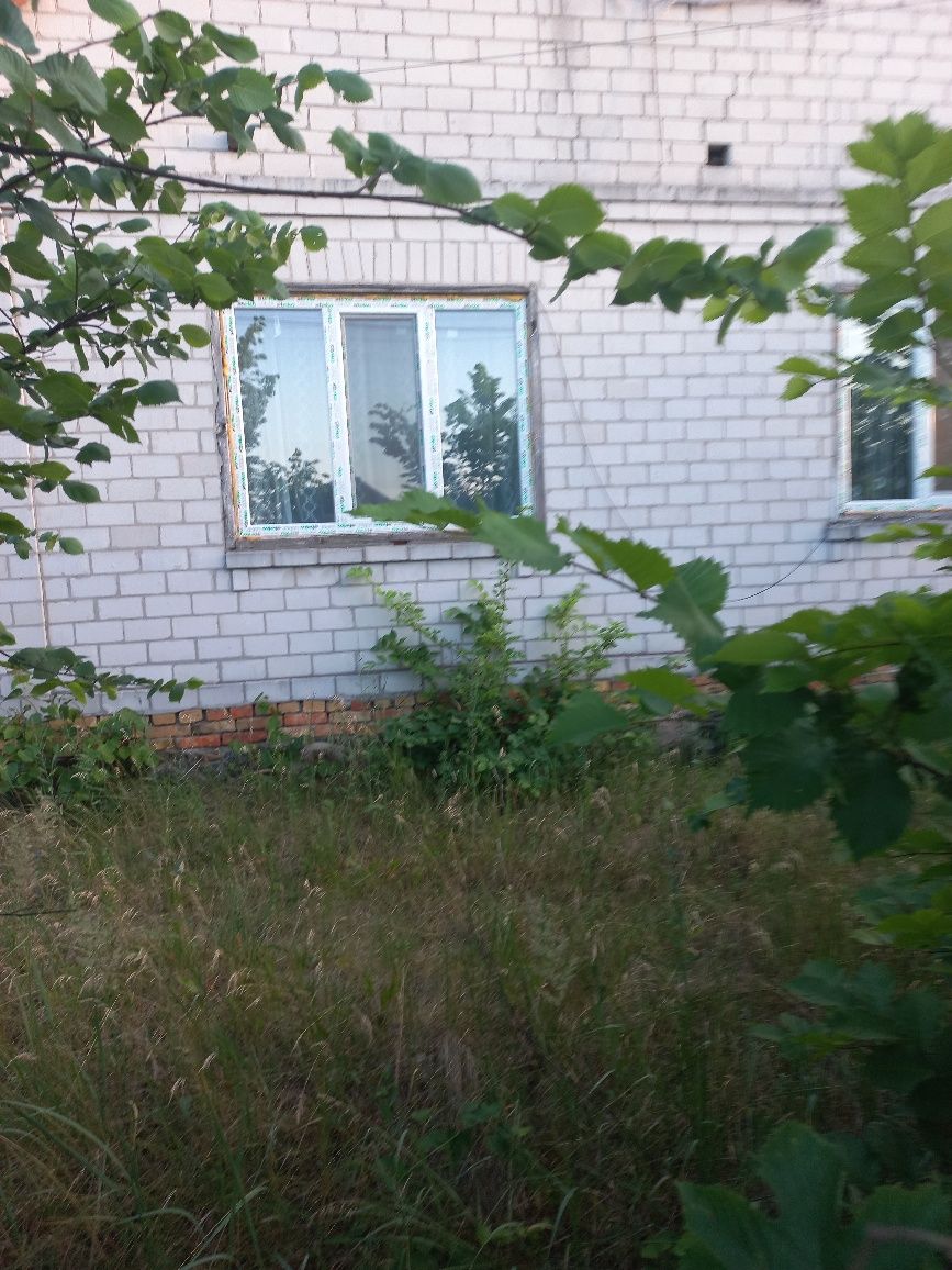 Будинок всі зручності, газ. Можливо під державну програму єОселя