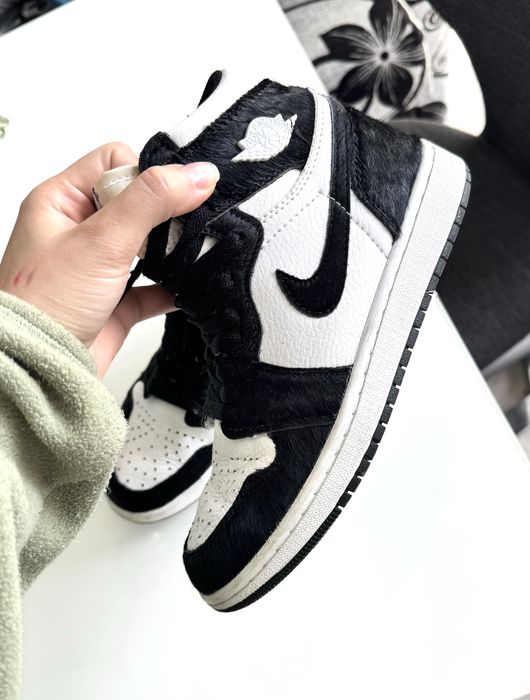 Кросівки Nike Air Jordan 1 Retro High OG Twist жіночі чорно-білі