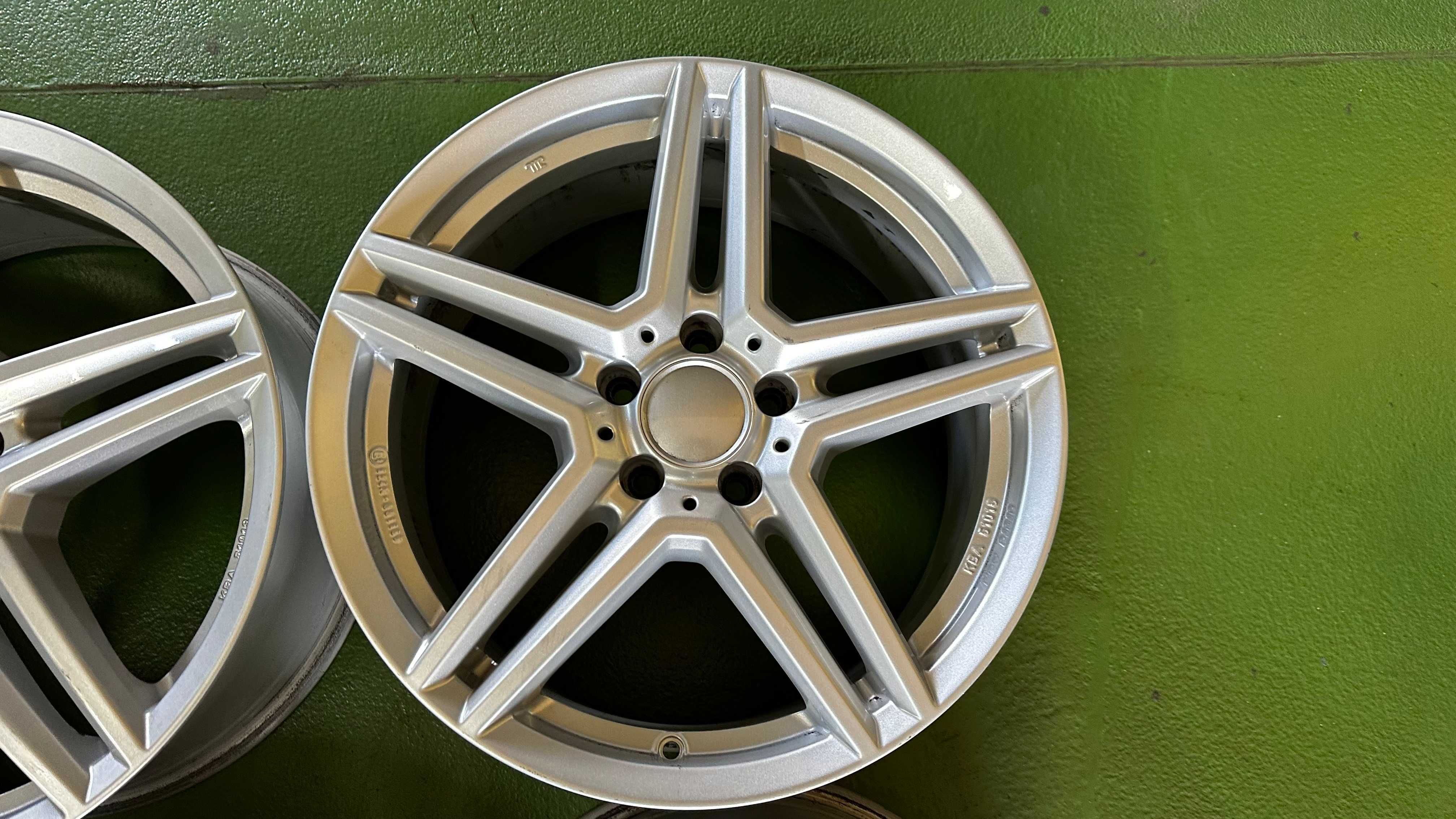 Felgi Aluminiowe 18" 8Jx18 5x112x66,6 ET38 Mercedes Audi Skoda itp.