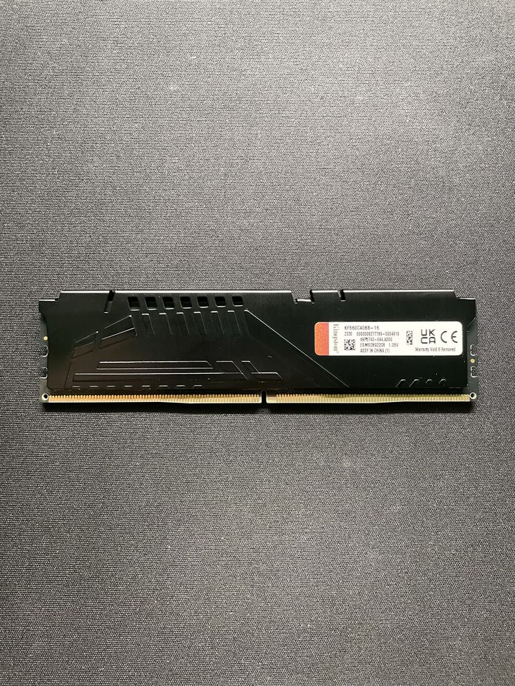 Оперативная память (ОЗУ) Kingston Fury Beast Black 16 Gb DDR5 5600MHz