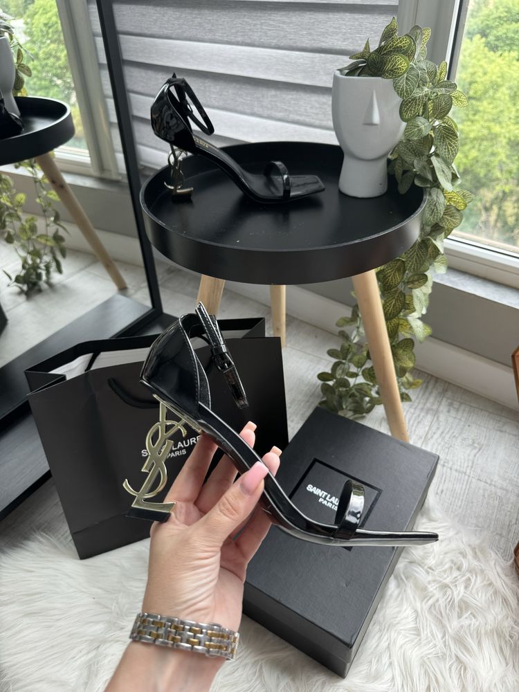 Босоніжки ysl жіночі