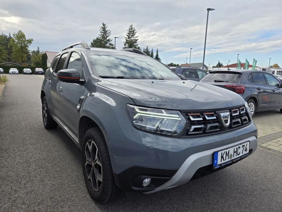 Dacia Duster limitowana wersja Extreme 1.3 - 130 KM